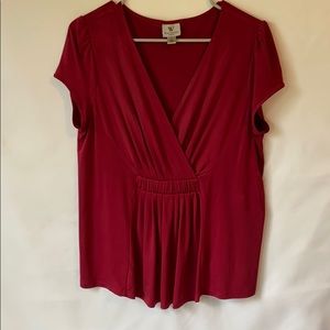 Women’s top red